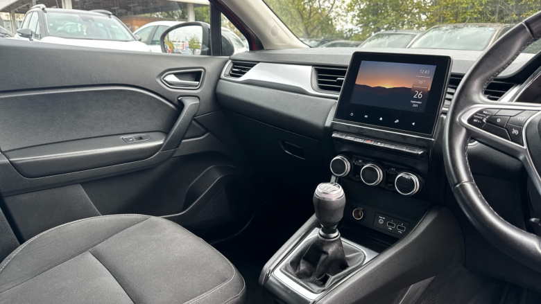 Renault Captur 1.0 TCE 100 Iconic 5dr Petrol Hatchback